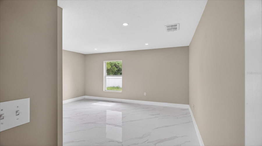 Spring Hill, Florida 34609, 4 Bedroom Bedrooms, ,2 Bathroombathrooms,Residential,For Sale,Linden,0,Mfrtb8516400