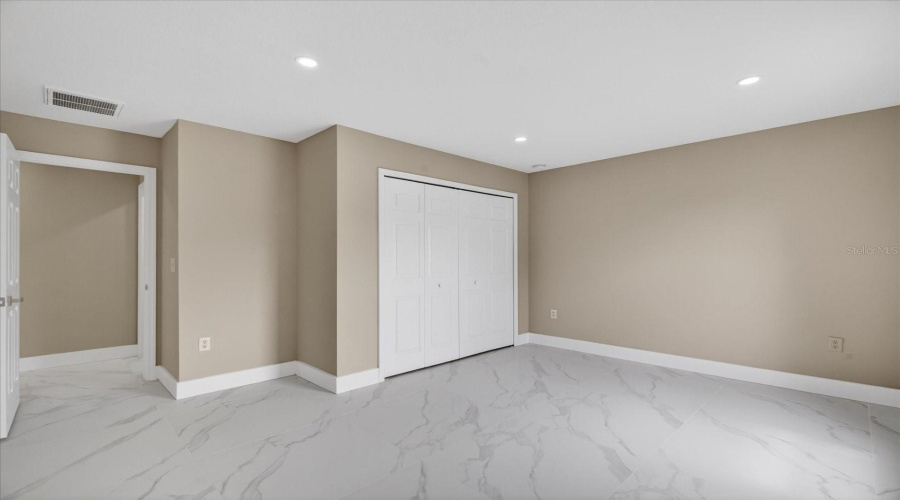 Spring Hill, Florida 34609, 4 Bedroom Bedrooms, ,2 Bathroombathrooms,Residential,For Sale,Linden,0,Mfrtb8516400