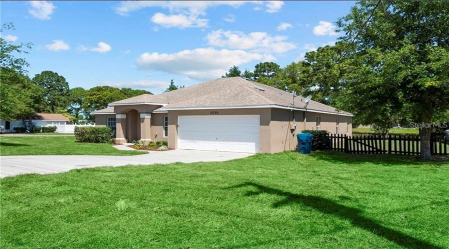 Spring Hill, Florida 34609, 4 Bedroom Bedrooms, ,2 Bathroombathrooms,Residential,For Sale,Linden,0,Mfrtb8516400