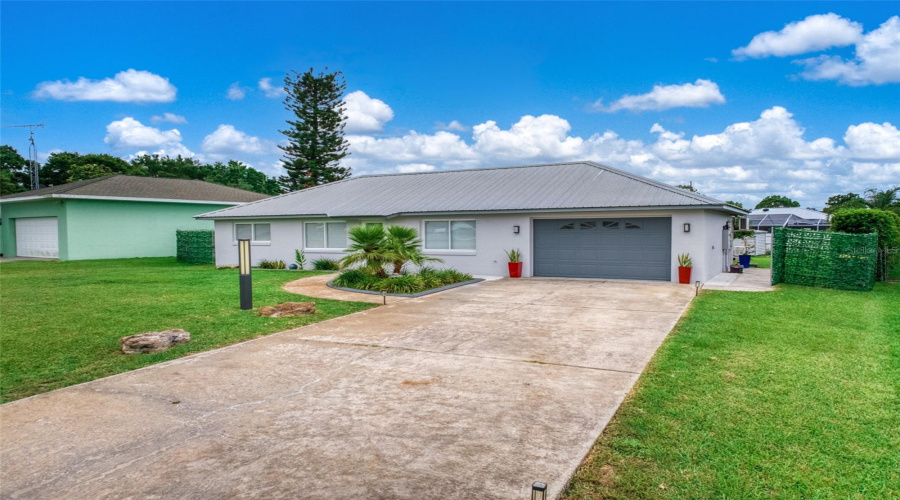 Sebring, Florida 33875, 2 Bedroom Bedrooms, ,2 Bathroombathrooms,Residential,For Sale,Lake Vista,0,Mfrp4939215