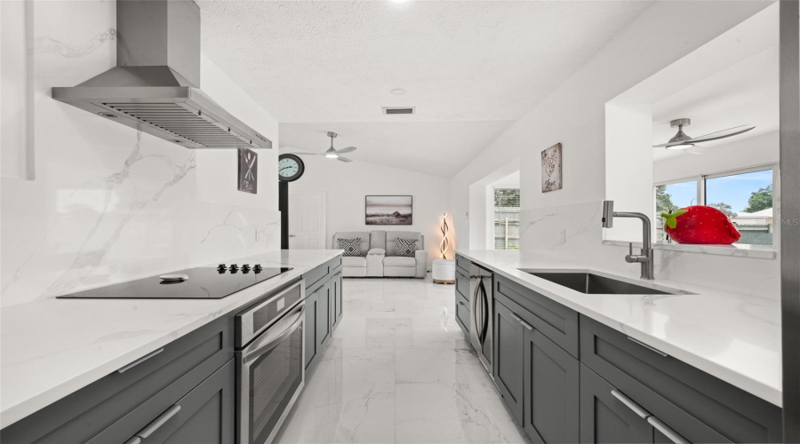 Sebring, Florida 33875, 2 Bedroom Bedrooms, ,2 Bathroombathrooms,Residential,For Sale,Lake Vista,0,Mfrp4939215