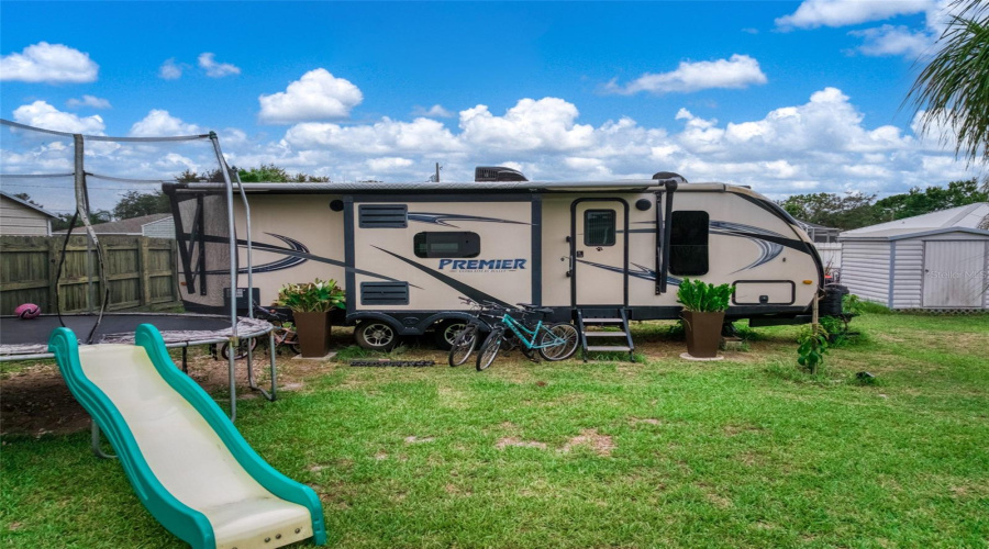 Sebring, Florida 33875, 2 Bedroom Bedrooms, ,2 Bathroombathrooms,Residential,For Sale,Lake Vista,0,Mfrp4939215