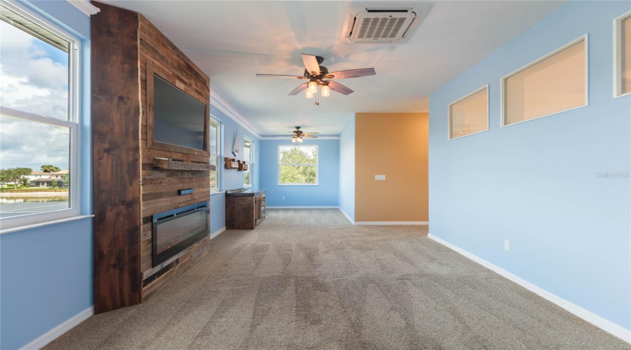 Tampa, Florida 33647, 5 Bedroom Bedrooms, ,3 Bathroombathrooms,Residential,For Sale,Java Isle,0,Mfrtb8525534