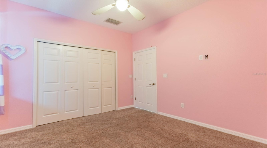 Tampa, Florida 33647, 5 Bedroom Bedrooms, ,3 Bathroombathrooms,Residential,For Sale,Java Isle,0,Mfrtb8525534