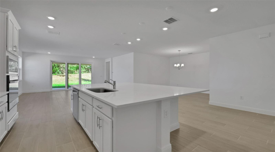 Apopka, Florida 32712, 4 Bedroom Bedrooms, ,3 Bathroombathrooms,Residential,For Sale,Spaderdock,0,Mfrg5113899
