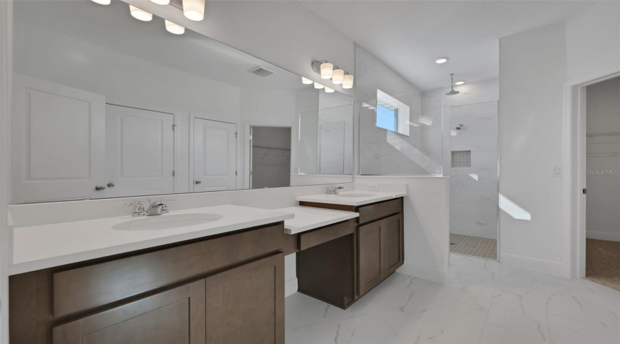 Apopka, Florida 32712, 4 Bedroom Bedrooms, ,3 Bathroombathrooms,Residential,For Sale,Spaderdock,0,Mfrg5113899