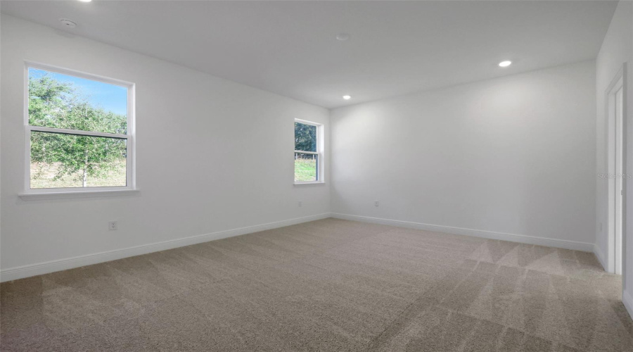 Apopka, Florida 32712, 4 Bedroom Bedrooms, ,3 Bathroombathrooms,Residential,For Sale,Spaderdock,0,Mfrg5113899