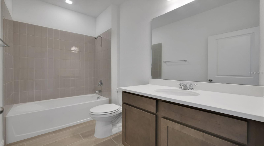 Apopka, Florida 32712, 4 Bedroom Bedrooms, ,3 Bathroombathrooms,Residential,For Sale,Spaderdock,0,Mfrg5113899