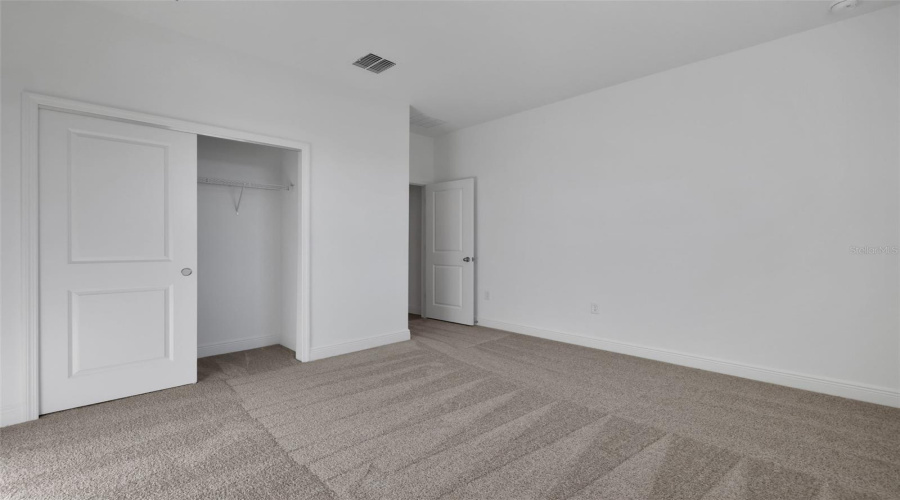 Apopka, Florida 32712, 4 Bedroom Bedrooms, ,3 Bathroombathrooms,Residential,For Sale,Spaderdock,0,Mfrg5113899