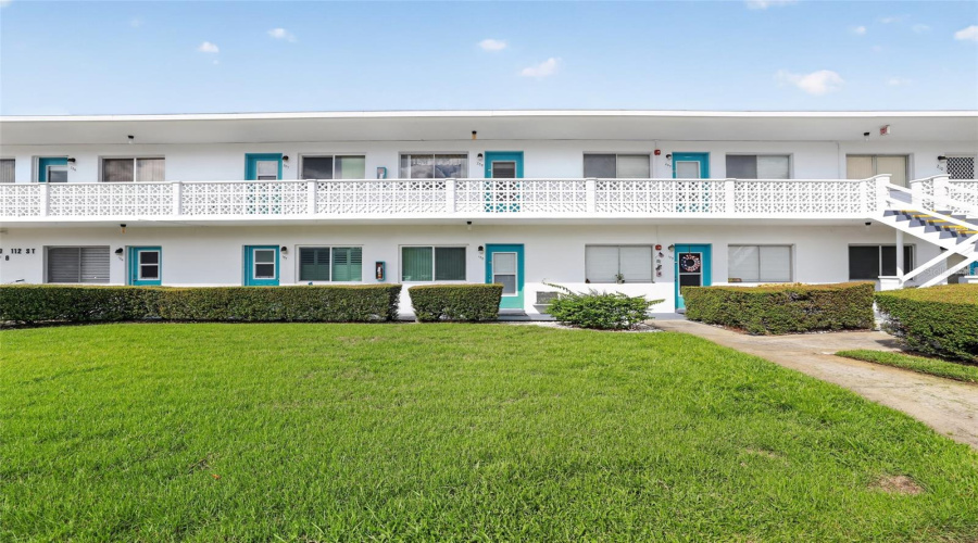 Seminole, Florida 33772, 1 Bedroom Bedrooms, ,1 Bathroombathrooms,Residential,For Sale,112Th,0,Mfro6436446