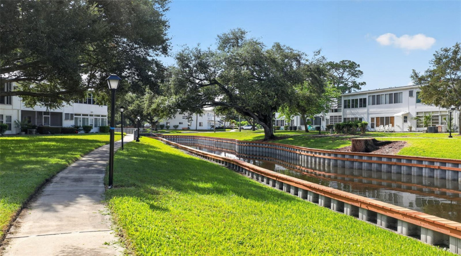Seminole, Florida 33772, 1 Bedroom Bedrooms, ,1 Bathroombathrooms,Residential,For Sale,112Th,0,Mfro6436446
