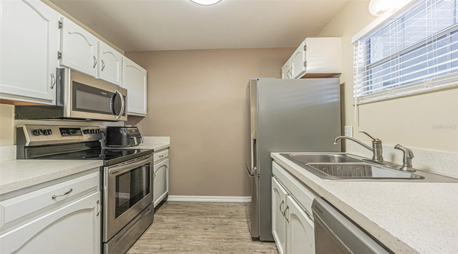 Seminole, Florida 33777, 1 Bedroom Bedrooms, ,1 Bathroombathrooms,Residential,For Sale,Bardmoor,0,Mfrtb8538465