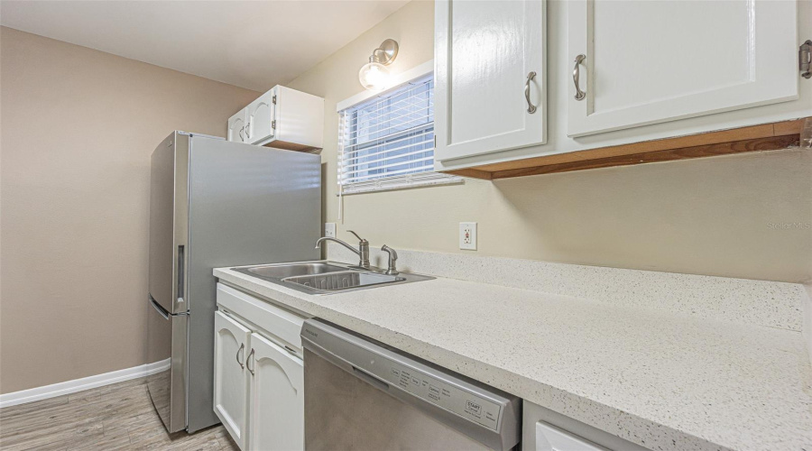Seminole, Florida 33777, 1 Bedroom Bedrooms, ,1 Bathroombathrooms,Residential,For Sale,Bardmoor,0,Mfrtb8538465