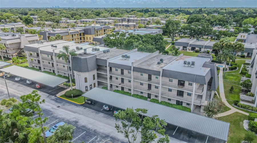 Seminole, Florida 33777, 1 Bedroom Bedrooms, ,1 Bathroombathrooms,Residential,For Sale,Bardmoor,0,Mfrtb8538465