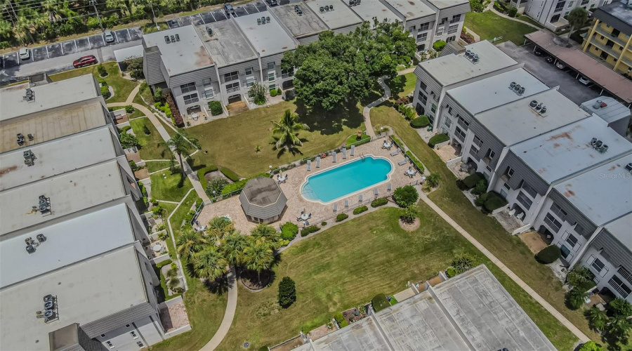 Seminole, Florida 33777, 1 Bedroom Bedrooms, ,1 Bathroombathrooms,Residential,For Sale,Bardmoor,0,Mfrtb8538465