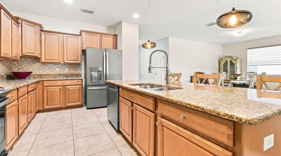Tampa, Florida 33647, 4 Bedroom Bedrooms, ,3 Bathroombathrooms,Residential,For Sale,Merry Oak,0,Mfrtb8537667