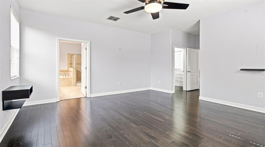 Tampa, Florida 33647, 4 Bedroom Bedrooms, ,3 Bathroombathrooms,Residential,For Sale,Merry Oak,0,Mfrtb8537667