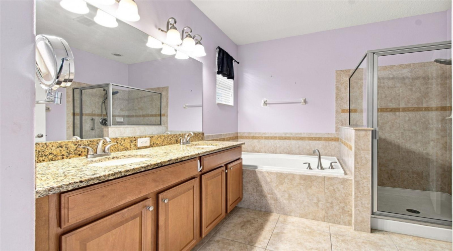 Tampa, Florida 33647, 4 Bedroom Bedrooms, ,3 Bathroombathrooms,Residential,For Sale,Merry Oak,0,Mfrtb8537667