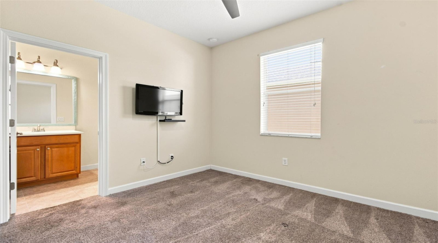 Bedroom 2 W/Ensuite Bathroom