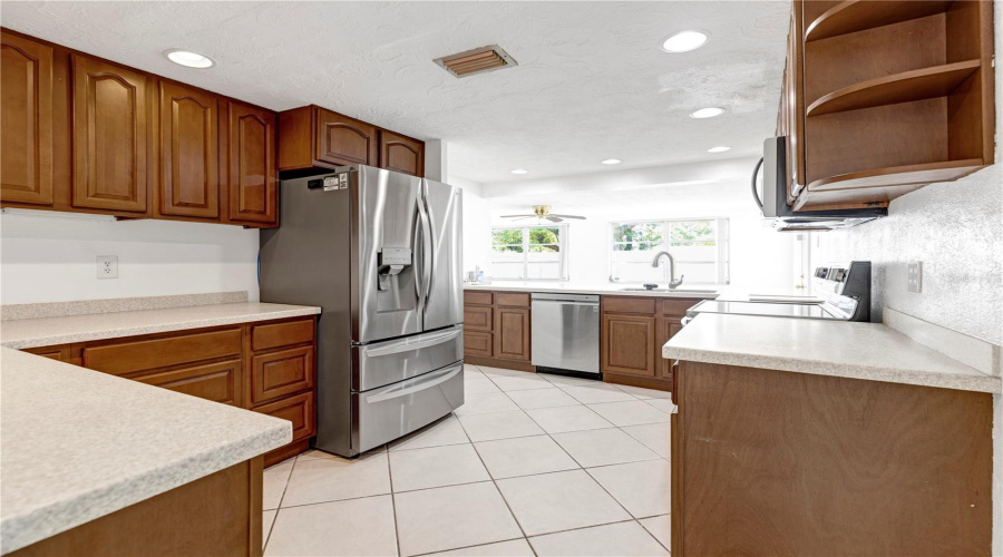 Holiday, Florida 34690, 3 Bedroom Bedrooms, ,2 Bathroombathrooms,Residential,For Sale,Andrea,0,Mfrtb8541258