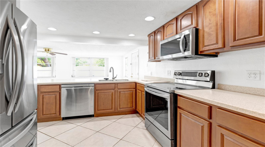 Holiday, Florida 34690, 3 Bedroom Bedrooms, ,2 Bathroombathrooms,Residential,For Sale,Andrea,0,Mfrtb8541258