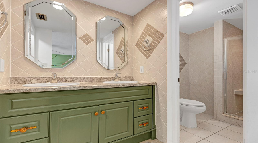 Holiday, Florida 34690, 3 Bedroom Bedrooms, ,2 Bathroombathrooms,Residential,For Sale,Andrea,0,Mfrtb8541258
