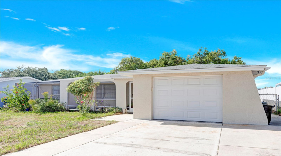 Holiday, Florida 34690, 3 Bedroom Bedrooms, ,2 Bathroombathrooms,Residential,For Sale,Andrea,0,Mfrtb8541258