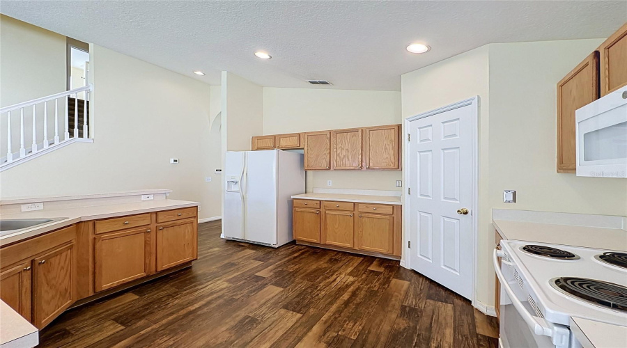 Kissimmee, Florida 34746, 4 Bedroom Bedrooms, ,2 Bathroombathrooms,Residential,For Sale,Eagle Crossing Dr,0,Mfrs5156186