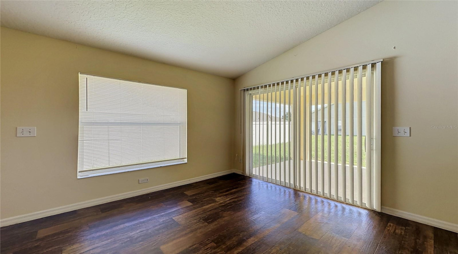 Kissimmee, Florida 34746, 4 Bedroom Bedrooms, ,2 Bathroombathrooms,Residential,For Sale,Eagle Crossing Dr,0,Mfrs5156186