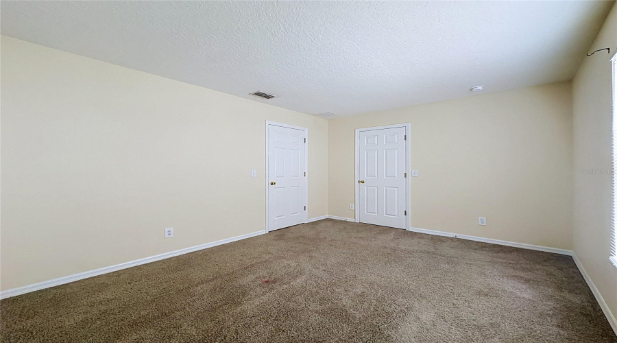 Kissimmee, Florida 34746, 4 Bedroom Bedrooms, ,2 Bathroombathrooms,Residential,For Sale,Eagle Crossing Dr,0,Mfrs5156186