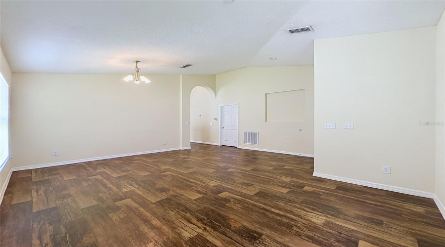 Kissimmee, Florida 34746, 4 Bedroom Bedrooms, ,2 Bathroombathrooms,Residential,For Sale,Eagle Crossing Dr,0,Mfrs5156186