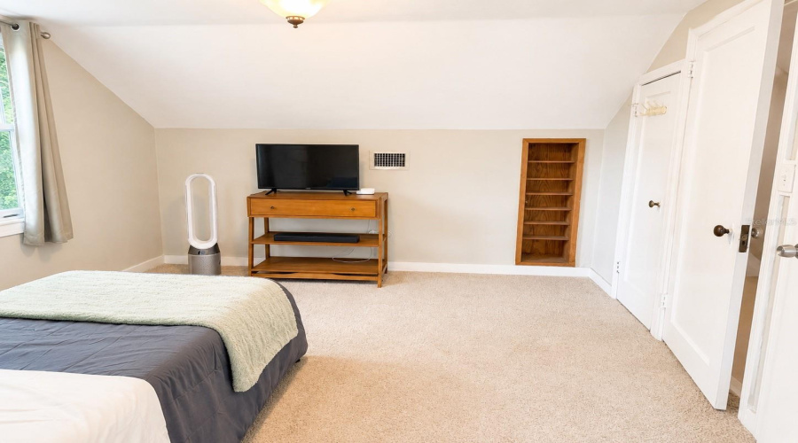 4Th Bedroom On 3Rd Floor