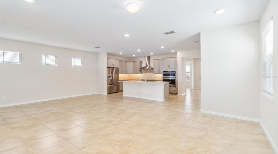 Orlando, Florida 32827, 4 Bedroom Bedrooms, ,2 Bathroombathrooms,Residential,For Sale,Lanikai Beach,0,Mfro6428835