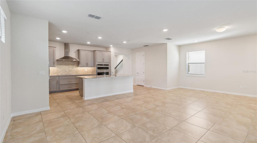 Orlando, Florida 32827, 4 Bedroom Bedrooms, ,2 Bathroombathrooms,Residential,For Sale,Lanikai Beach,0,Mfro6428835