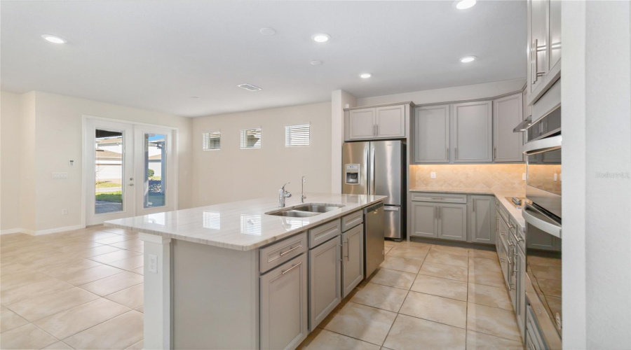 Orlando, Florida 32827, 4 Bedroom Bedrooms, ,2 Bathroombathrooms,Residential,For Sale,Lanikai Beach,0,Mfro6428835