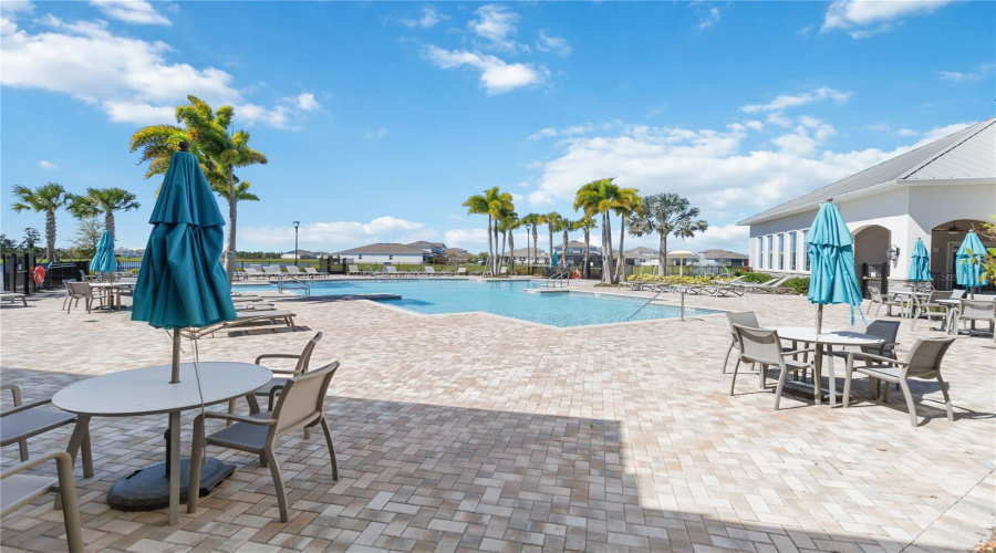 Orlando, Florida 32827, 4 Bedroom Bedrooms, ,2 Bathroombathrooms,Residential,For Sale,Lanikai Beach,0,Mfro6428835