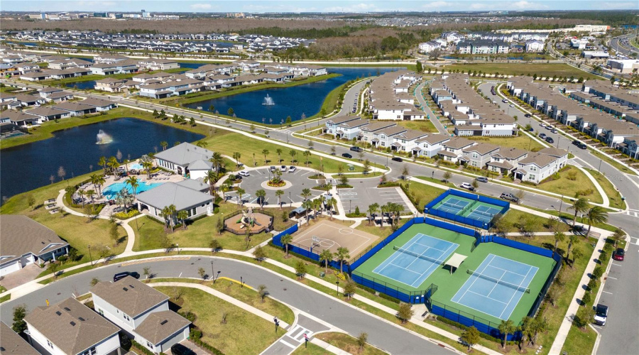 Orlando, Florida 32827, 4 Bedroom Bedrooms, ,2 Bathroombathrooms,Residential,For Sale,Lanikai Beach,0,Mfro6428835