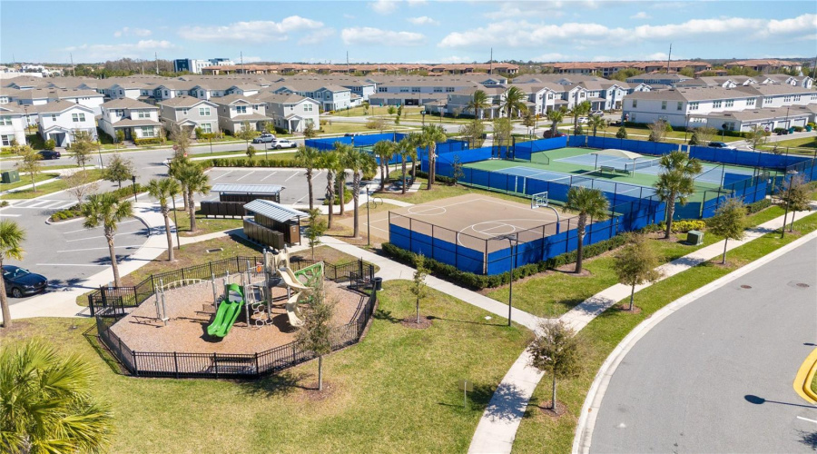 Orlando, Florida 32827, 4 Bedroom Bedrooms, ,2 Bathroombathrooms,Residential,For Sale,Lanikai Beach,0,Mfro6428835
