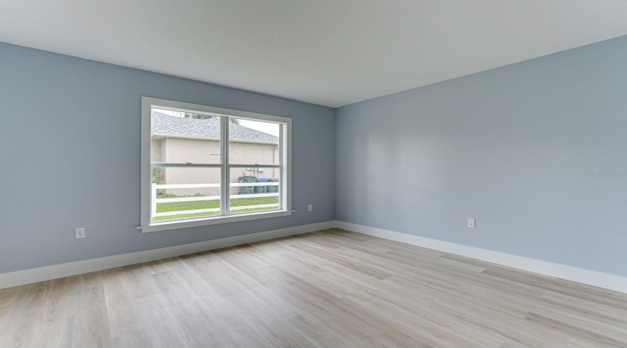 Main Level Bonus Room/Office