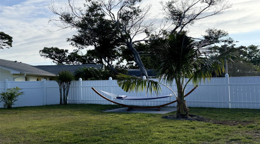 Seminole, Florida 33777, 3 Bedroom Bedrooms, ,2 Bathroombathrooms,Residential,For Sale,83Rd,0,Mfrtb8541542