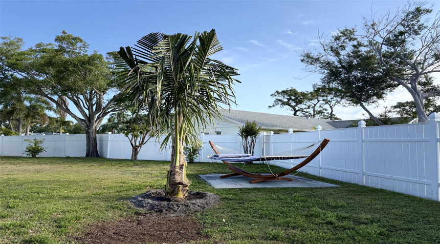 Seminole, Florida 33777, 3 Bedroom Bedrooms, ,2 Bathroombathrooms,Residential,For Sale,83Rd,0,Mfrtb8541542