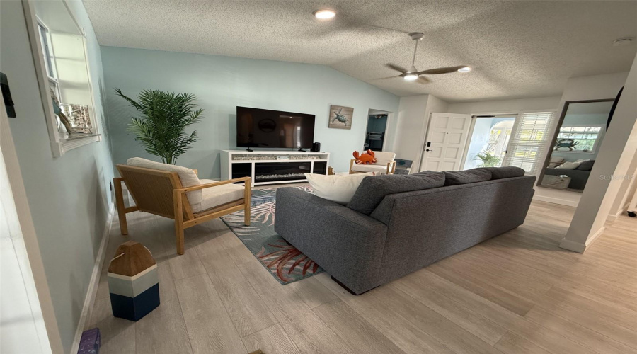 Seminole, Florida 33777, 3 Bedroom Bedrooms, ,2 Bathroombathrooms,Residential,For Sale,83Rd,0,Mfrtb8541542