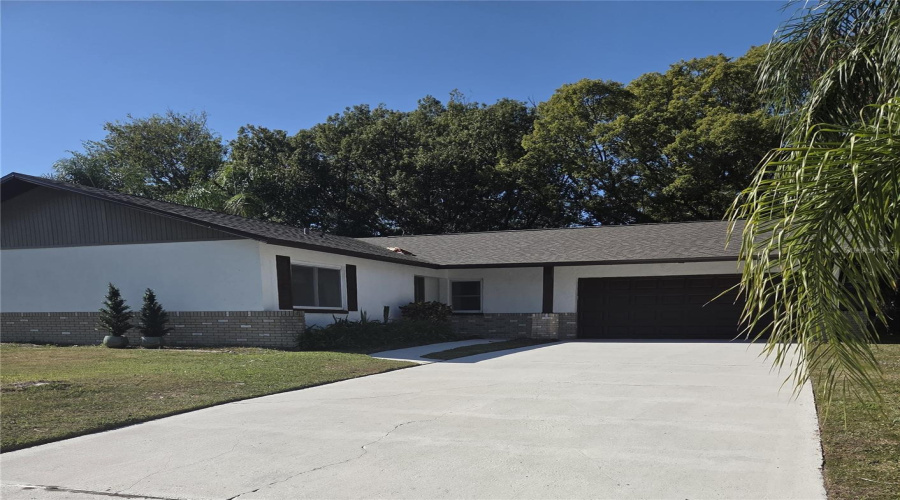 Welcome To 1558 Cottonwood Terrace!
