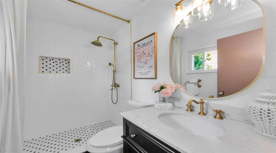 Primary Bath With Vintage Vibes!