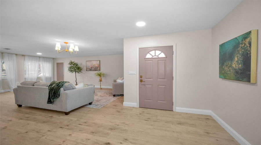Spacious Entry Foyer