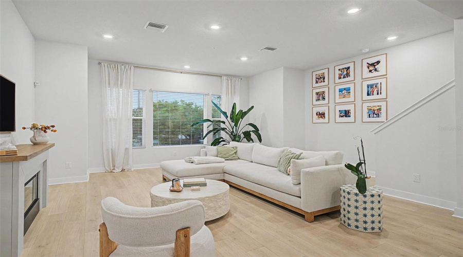 Tampa, Florida 33604, 3 Bedroom Bedrooms, ,3 Bathroombathrooms,Residential,For Sale,Nebraska,0,Mfrtb8534452
