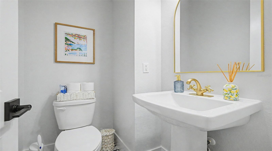 Tampa, Florida 33604, 3 Bedroom Bedrooms, ,3 Bathroombathrooms,Residential,For Sale,Nebraska,0,Mfrtb8534452