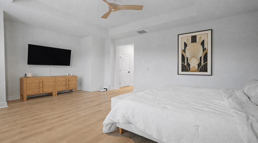 Tampa, Florida 33604, 3 Bedroom Bedrooms, ,3 Bathroombathrooms,Residential,For Sale,Nebraska,0,Mfrtb8534452
