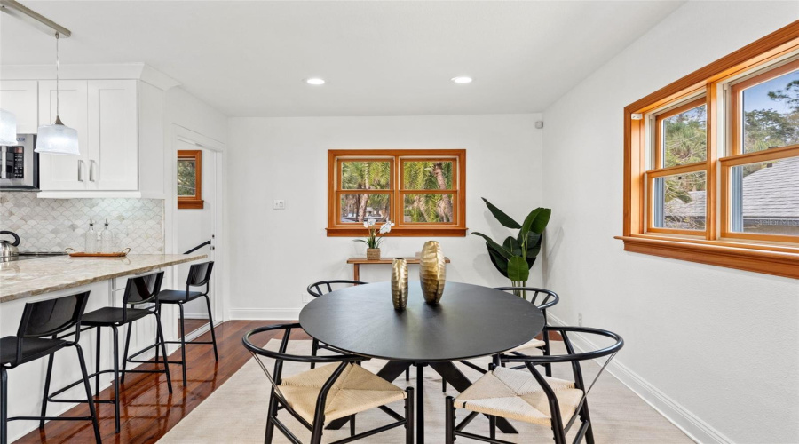 Tampa, Florida 33604, 3 Bedroom Bedrooms, ,2 Bathroombathrooms,Residential,For Sale,Henry,0,Mfrtb8532355