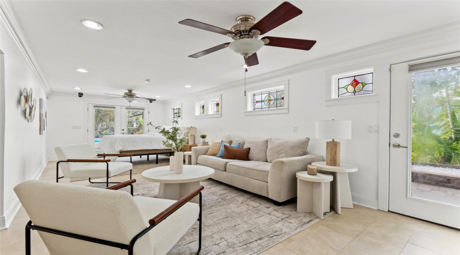 Tampa, Florida 33604, 3 Bedroom Bedrooms, ,2 Bathroombathrooms,Residential,For Sale,Henry,0,Mfrtb8532355